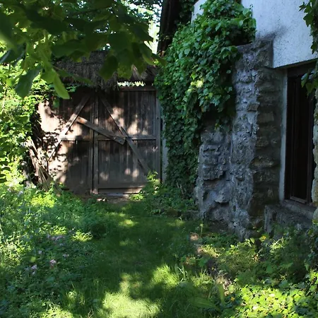 Pajtas Vendeghaz Gasthof Orvenyes
